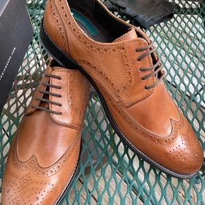 NunnBush men’s size 10 1/2M.  NWOB